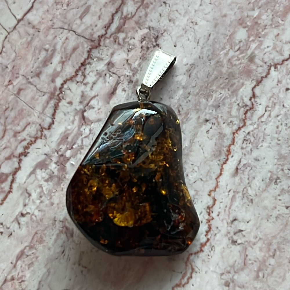 New Baltic amber pendant green - Picture 2 of 7